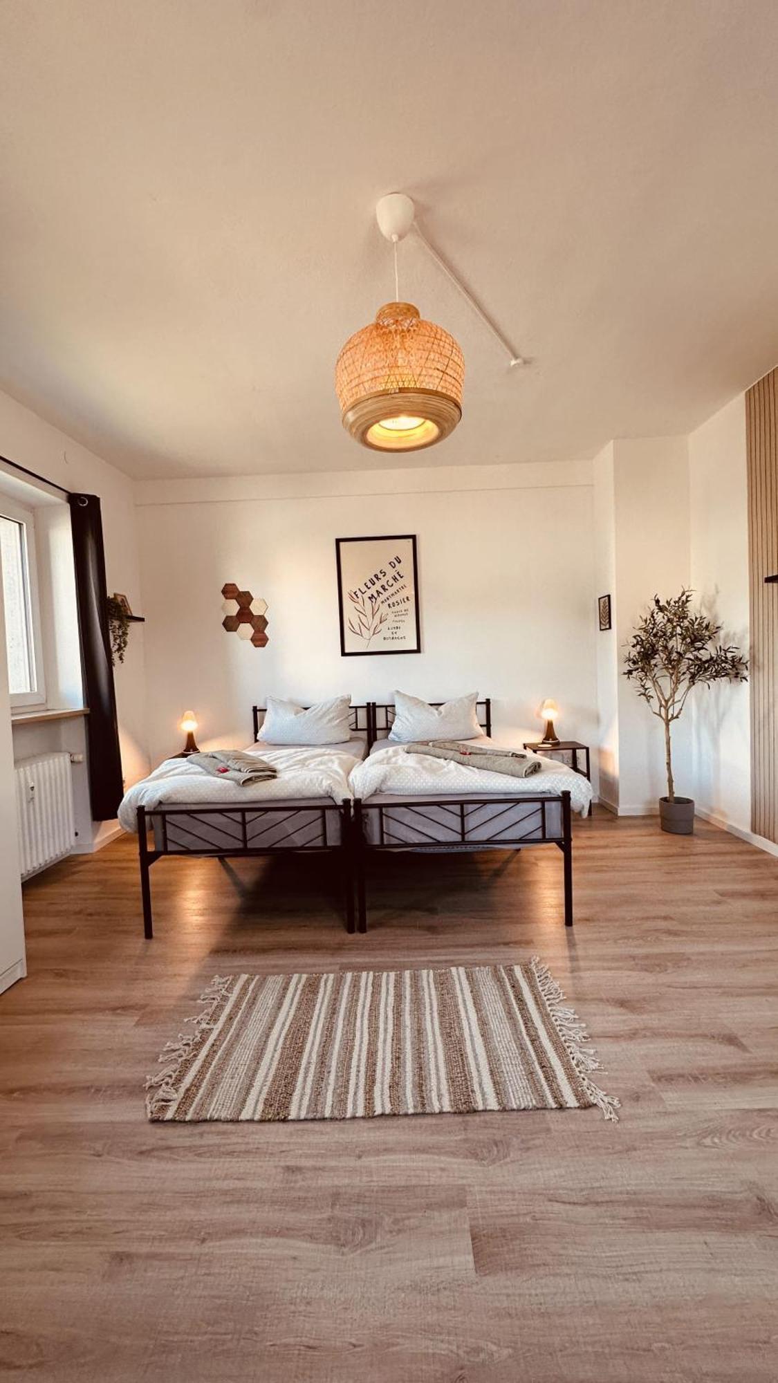 Apartment Mit Netflix - Parken - Kueche - Bad Weiden in der Oberpfalz Esterno foto